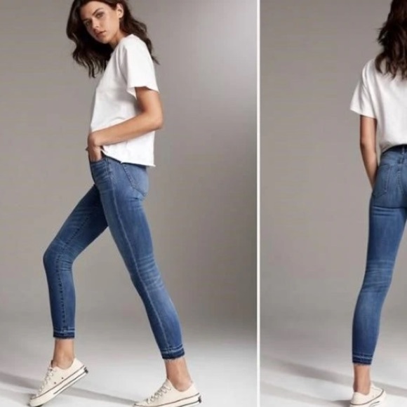 Aritzia Denim Forum Nico mid rise skinny crop 26 - Picture 2 of 5